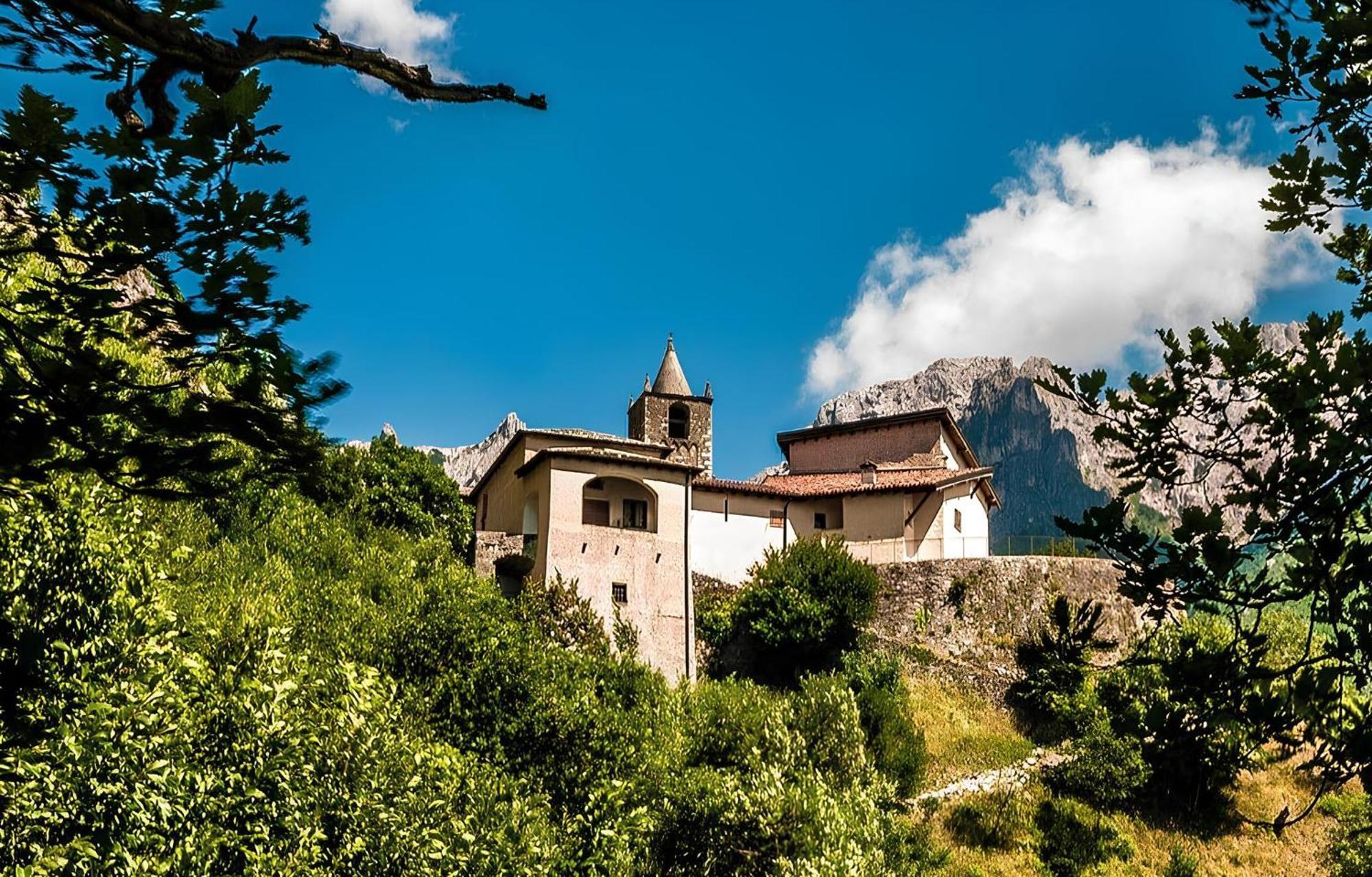 Holiday House Alla Torre Mandello del Lario Extérieur photo