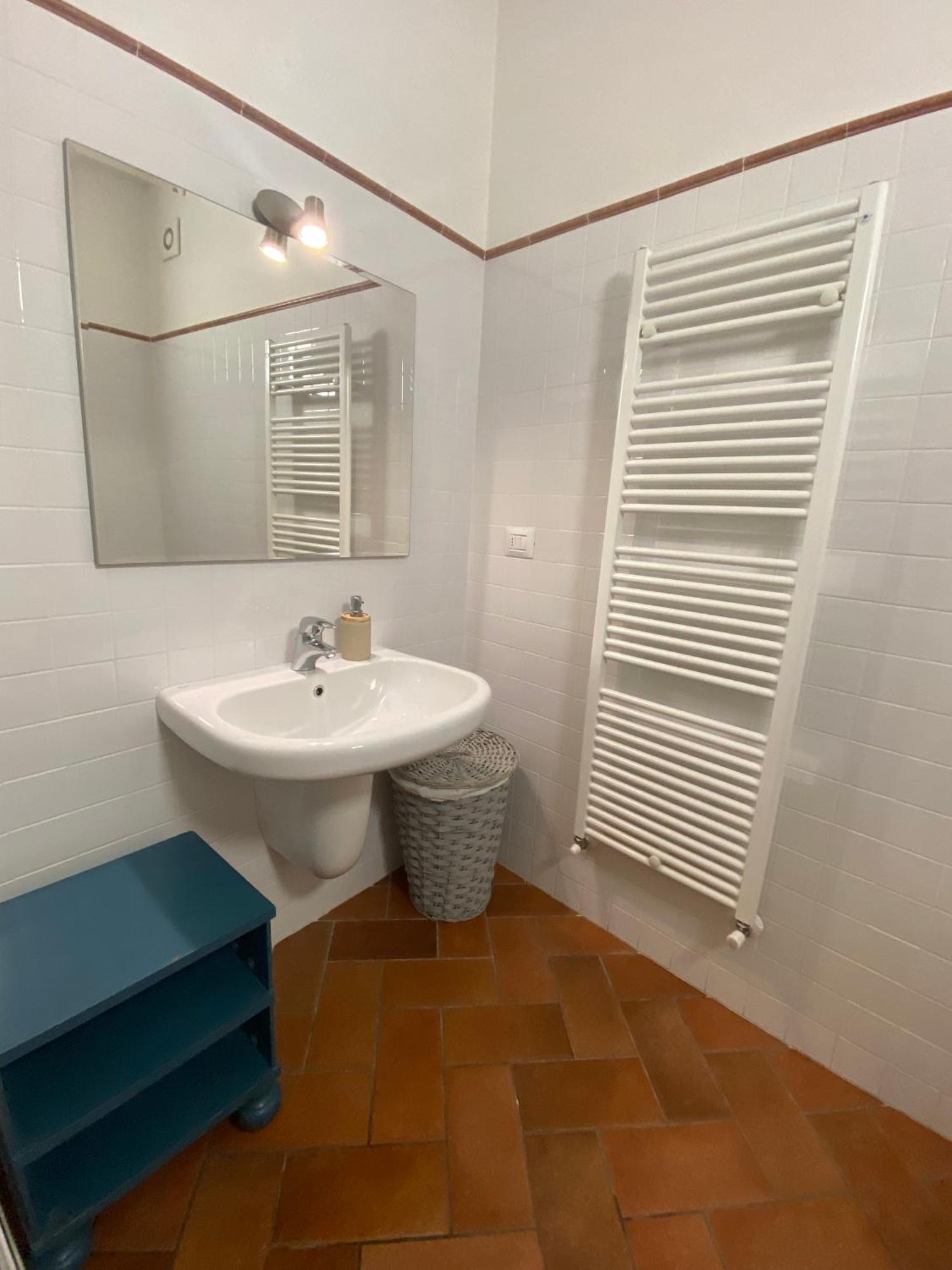 Holiday House Alla Torre Mandello del Lario Extérieur photo