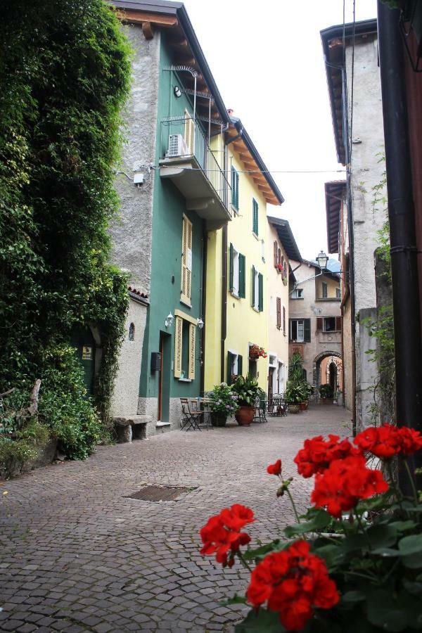 Holiday House Alla Torre Mandello del Lario Extérieur photo